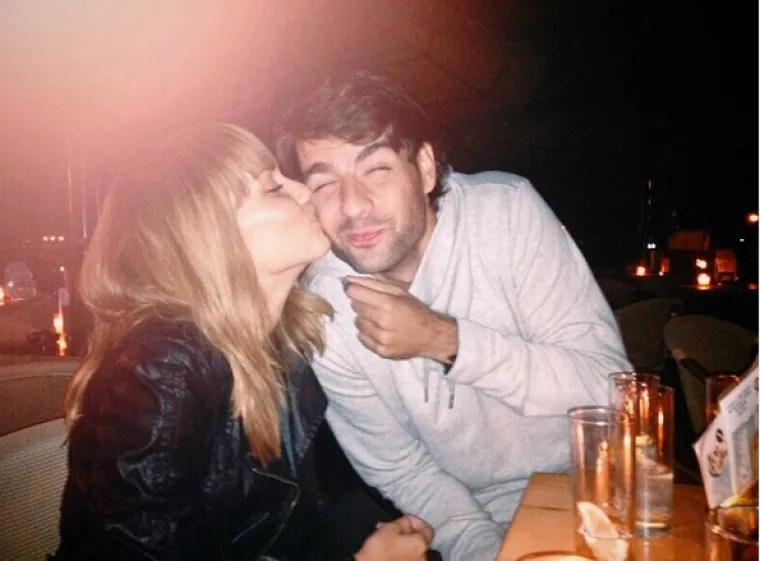 Kako su godine išle, Franku se moglo vidjeti na nogometnim tribinama kako navija za svog dečka i živi luksuznim životom u Rusiji. Međutim, Franka se jedno vrijeme i preselila u Moskvu kako bi bila bliže voljenom, a zbog toga je zapostavila i glazbenu karijeru, čak četiri godine nije se osvrtala na glazbu već se posvetila svom voljenom Ćorluki. Poznato je da je Franka tada vozila Čarlija na treninge, utakmice i brinula o njihovu psu Oscaru, kojeg su od milja nazivali sinom...