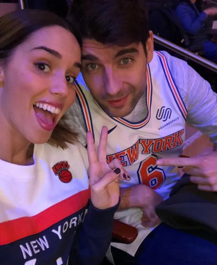 &quot;Kod Franke mi se sve svidjelo, i to od prvog trenutka kad sam je upoznao. Pronašao sam ono što bih svakom muškarcu poželio da pronađe&quot;, izjavio je tada Ćorluka u jednom od intervjua za Story. Ovaj par svoja je ljeta provodio na različitim destinacijama. Franka i Vedran dio vremena su provodili u Istri, ali i u ostatku Jadrana, a ponekad bi se znali uputiti i na hit turističke destinacije poput grčkog otoka Mikonosa, Jamajke ili New Yorka - s čime se glazbenica često hvalila na Instagramu...