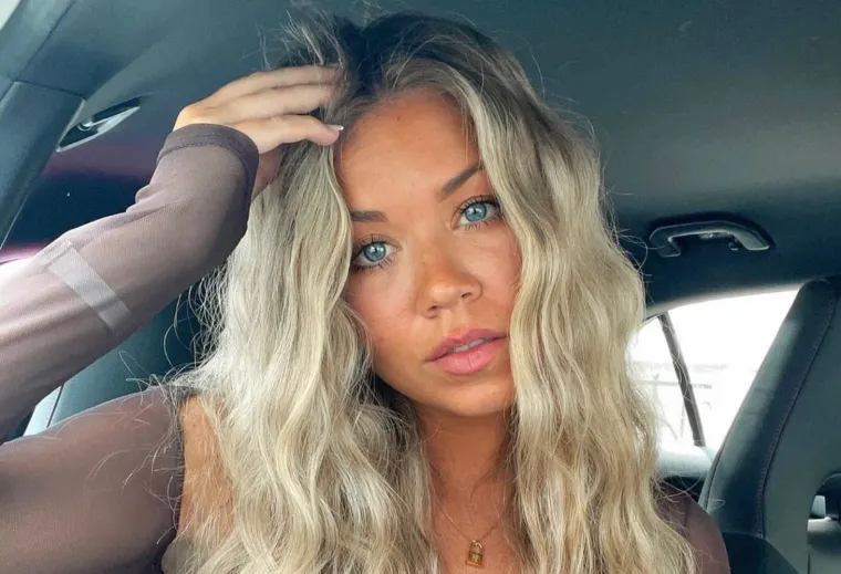 Legendarni engleski 'killer' ima ubojito zgodnu kćer. Preslatka Hollie Shearer ima prevruć Instagram pun obnaženih slika