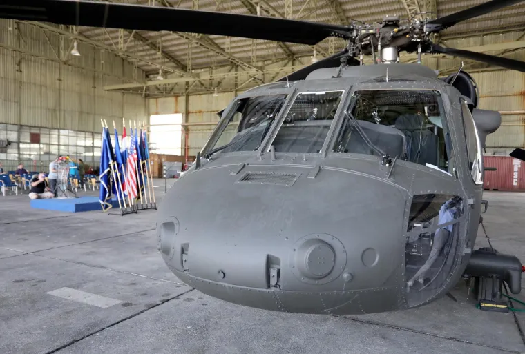 Zavirite unutar helikoptera Black Hawk koji nam je donirao SAD