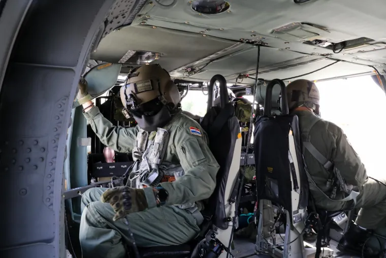 Pogledajte prvi let helikoptera Black Hawk UH-60M koje smo dobili od NATO-a