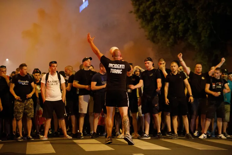 Armada u svom stilu krenula za Split, nećete vjerovati kakve su cijene na najluđem brodu u Hrvatskoj