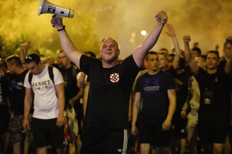 Armada u svom stilu krenula za Split, nećete vjerovati kakve su cijene na najluđem brodu u Hrvatskoj