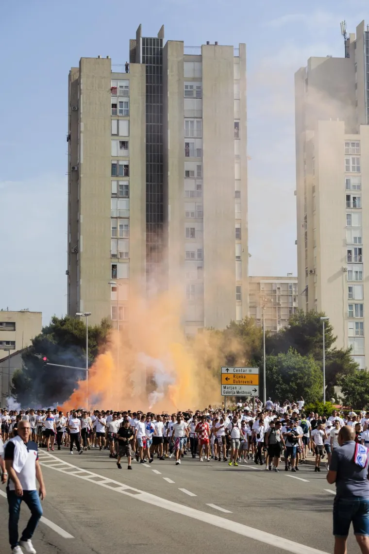 Pogledajte spektakularne prizore iz Splita, Torcida poslala jasnu poruku svima nakon događaja o kojem se danima bruji