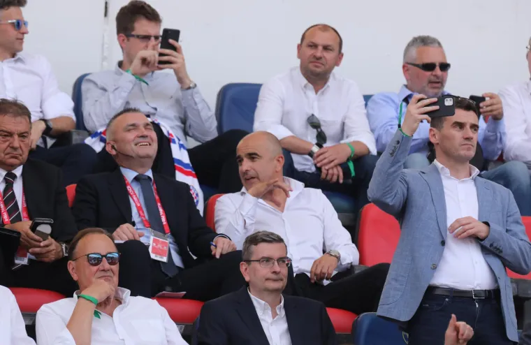 Nema tko nije došao na finale Kupa, Bilić i Kranjčar sjede jedan pored drugog, a evo i s kim je Dalić uhvaćen