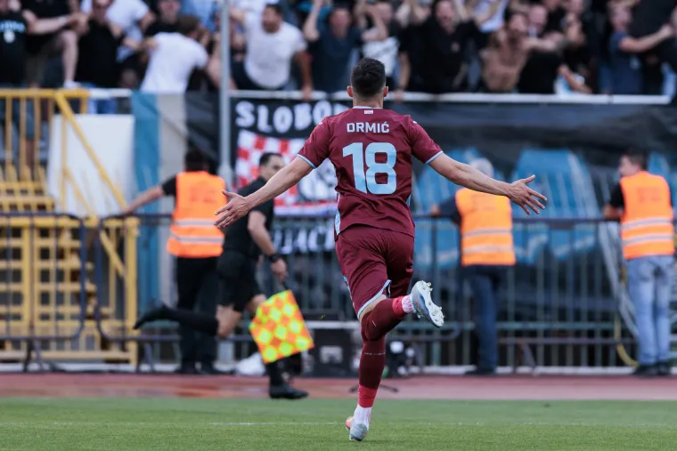 Ovako su igrači Rijeke i Hajduka proslavili svoje pogotke. Na tribinama Torcida preuzela dominaciju 