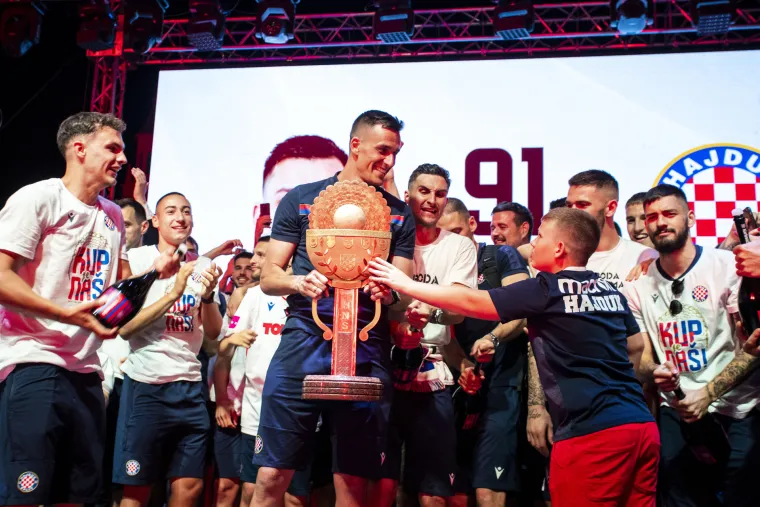Livaja, Subašić i društvo došli na splitsku rivu: Evo kako je to izgledalo!