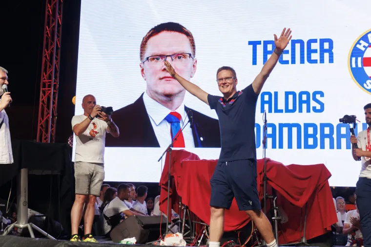 Livaja, Subašić i društvo došli na splitsku rivu: Evo kako je to izgledalo!