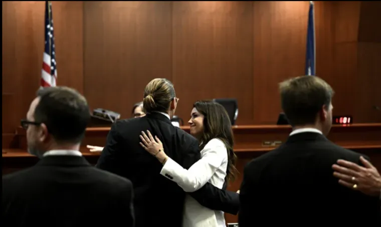 "Ne sjedim u ovoj sudnici i smje&scaron;kam se. Ne sjedim u ovoj sudnici i smijem se, smije&scaron;im i zbijam podrugljive &scaron;ale. Ne radim to. Ovo je užasno. Ovo je bolno. Ovo je ponižavajuće za bilo koje ljudsko biće."