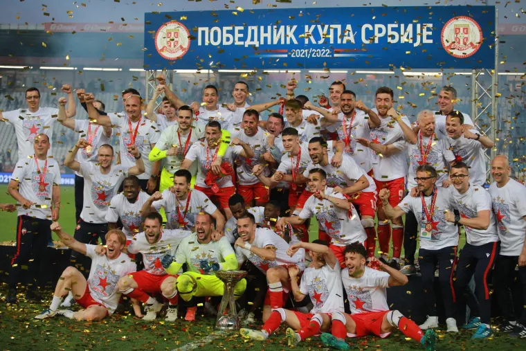 U Beogradu se javno odrekli apsolutne legende kluba pred čitavom Srbijom, ovo je skandal: 'Ti nikad nisi bio naš'