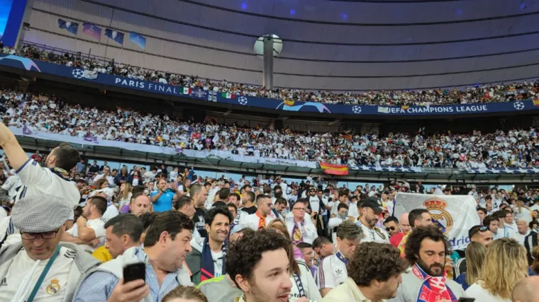 Pogledajte atmosferu na finalu Lige prvaka u Parizu: Ekstaza među navijačima Real Madrida!