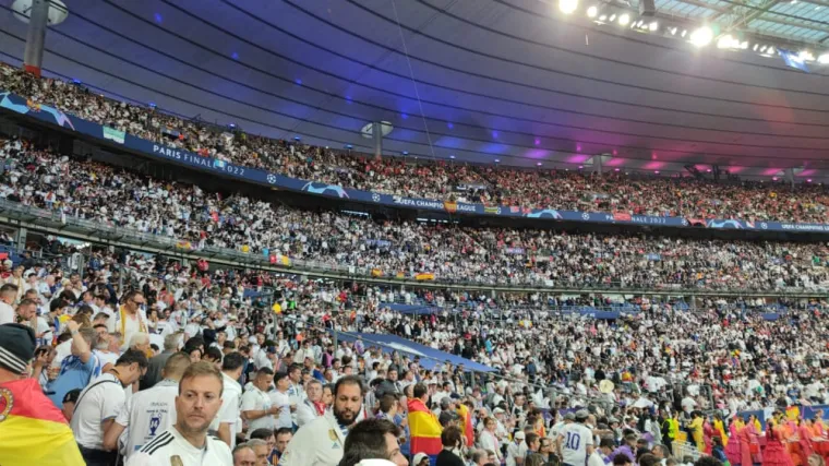 Pogledajte atmosferu na finalu Lige prvaka u Parizu: Ekstaza među navijačima Real Madrida!