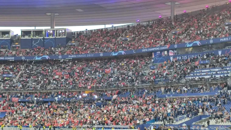 Pogledajte atmosferu na finalu Lige prvaka u Parizu: Ekstaza među navijačima Real Madrida!