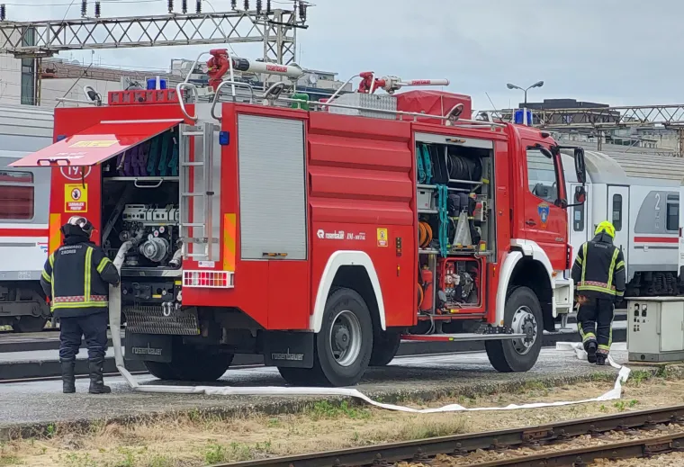 Veliki požar izbio je na Glavnom kolodvoru. Gusti dim vidio se iz drugih dijelova Zagreba