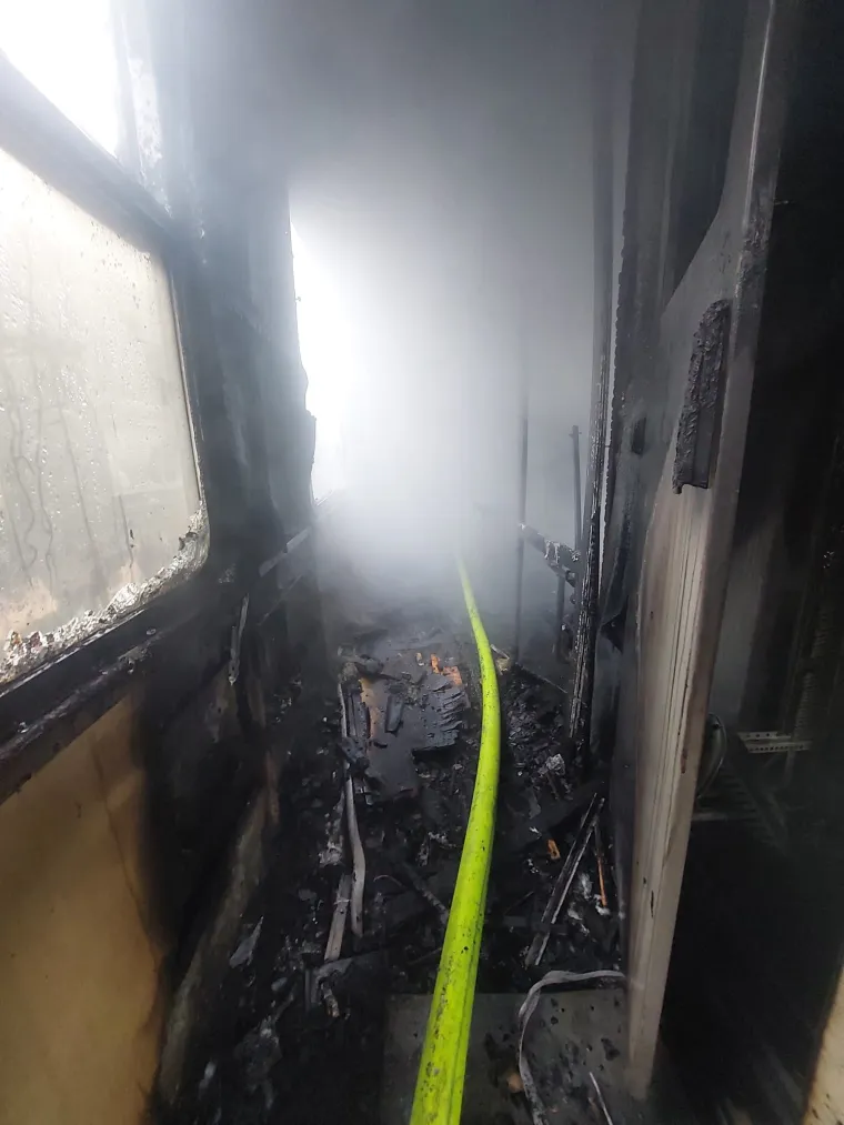 Veliki požar izbio je na Glavnom kolodvoru. Gusti dim vidio se iz drugih dijelova Zagreba