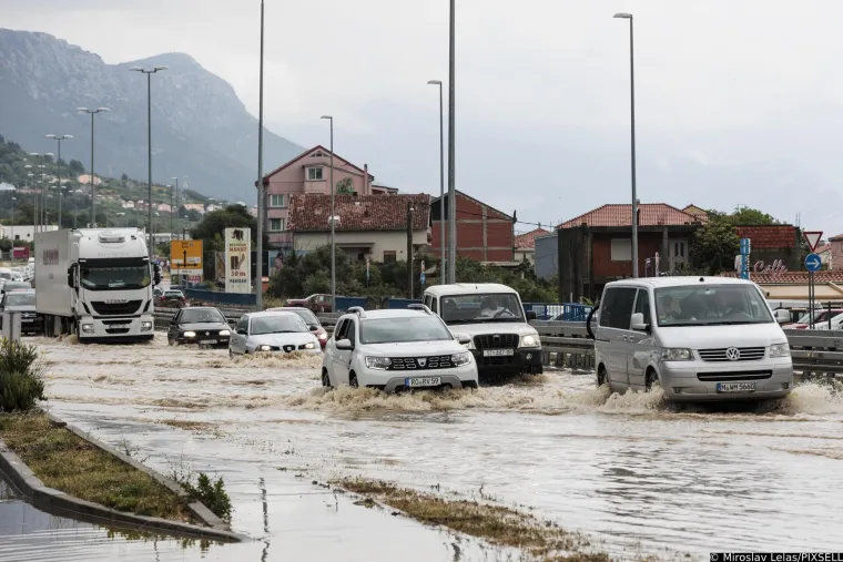 Poplava u Ka&scaron;telima