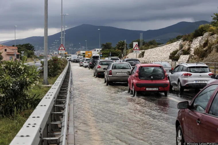 Poplava u Ka&scaron;telima