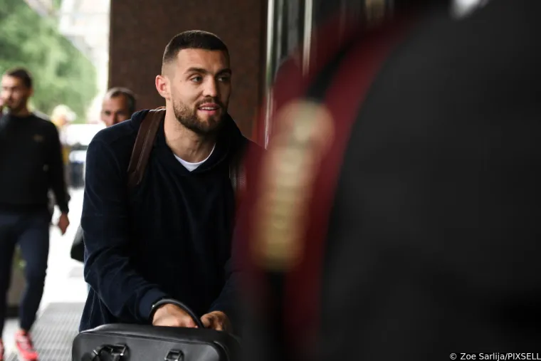 Vatreni stigli u Zagreb uoči Austrije: Kova došao na okupljanje u pili vrijednoj preko milijun kuna