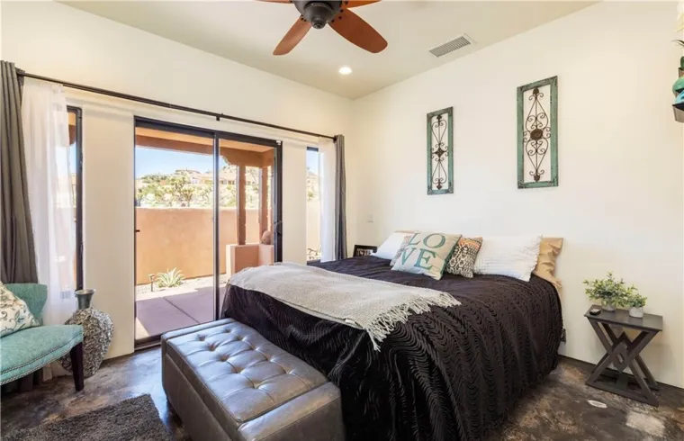 Ovo je bajkovita vila u kalifornijskoj dolini Yucca u kojoj se Amber Heard priprema za izricanje presude