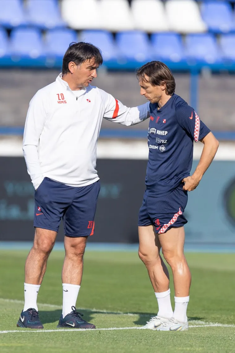 Zlatko Dalić stigao na trening Vatrenih, Modrić i ekipa mu odmah izrazili sućut zbog velikog gubitka