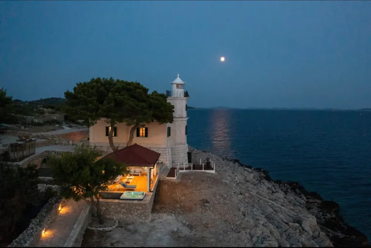 Vila Svjetionik Otok Pri&scaron;njak