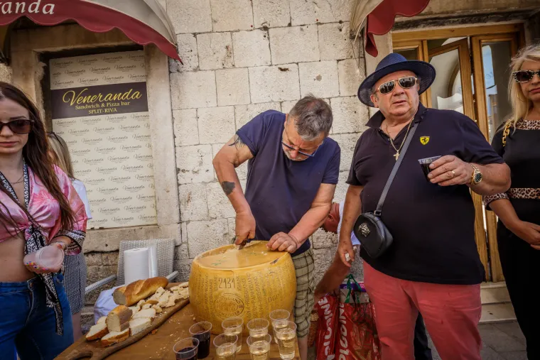 Kerum je počastio Splićane