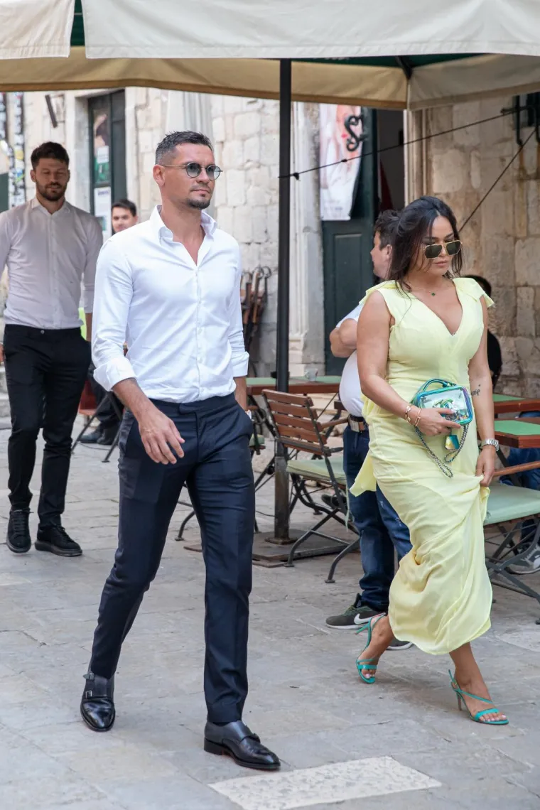 Bruno Petković i Dejan Lovren s pratnjama stigli na vjenčanje Duje Ćaleta-Cara i Adriane