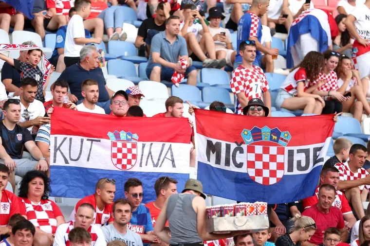 Poznati okupirali tribine: Nikad ne biste pogodili u čijem se dru&scaron;tvu Slaven Bilić pojavio na Poljudu