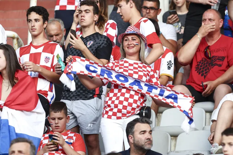 Portali iz regije raspisali se o spektaklu na Poljudu: 'Komšije nam pokazale kako se bodri reprezentacija'
