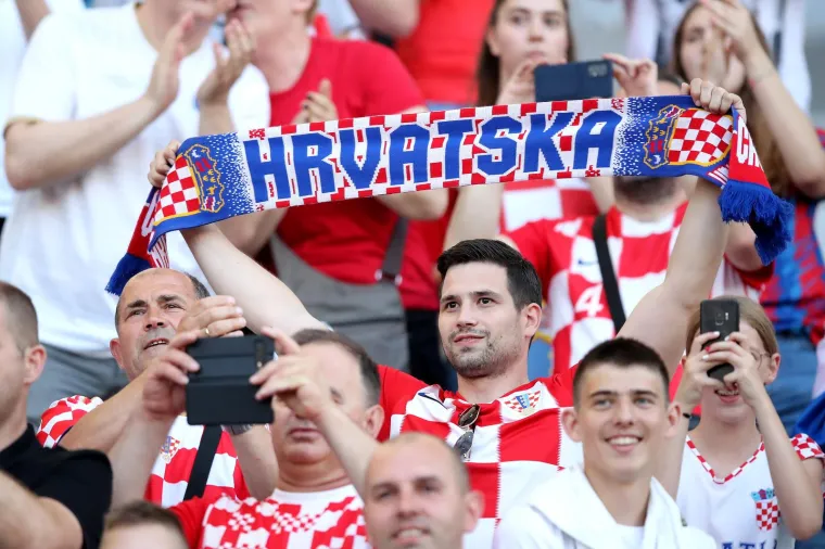 Portali iz regije raspisali se o spektaklu na Poljudu: 'Kom&scaron;ije nam pokazale kako se bodri reprezentacija'