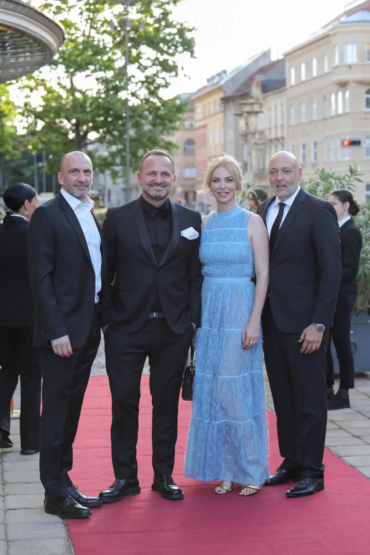 Poznate Hrvatice u borbi za kraljicu stila: Rozga je sve iznenadila, a pogledajte samo Bornu Kotromanić, Jelenu Veljaču, Lejlu Filipović...