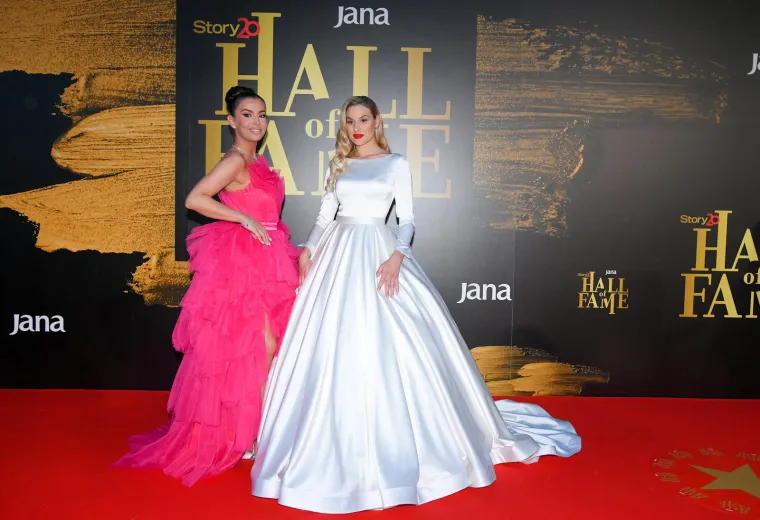 Jelena Peric, Ivana Miskovic
