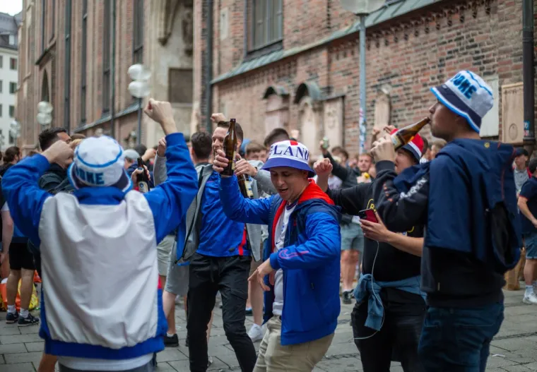 Engleski navijači u Munchenu