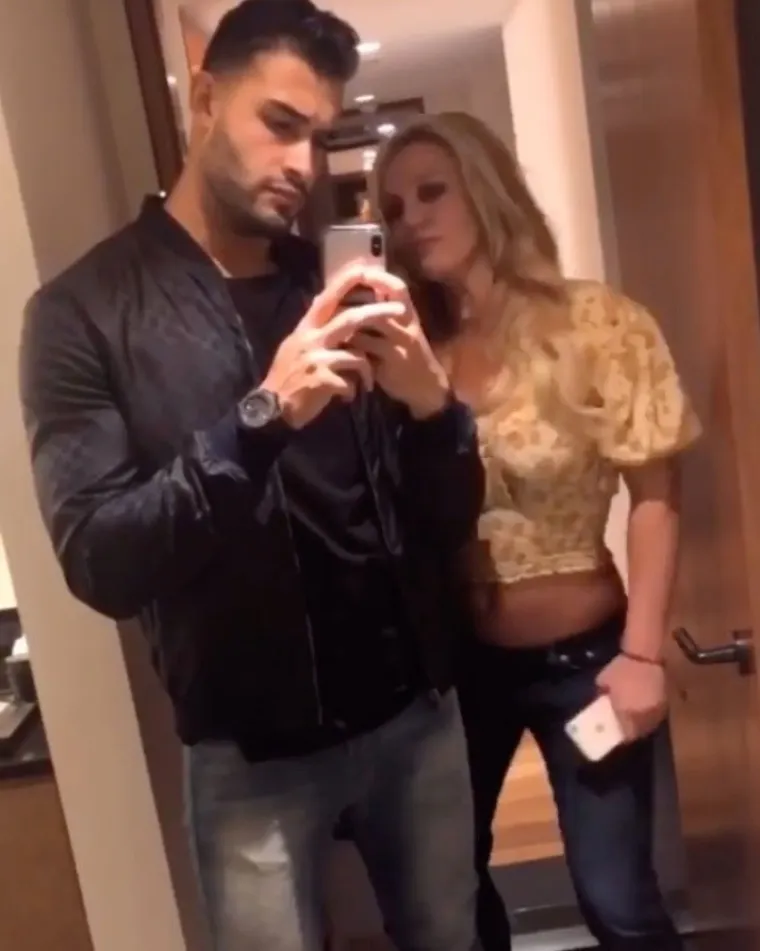 U nizu luksuznih izleta imali su priliku uživati u posljednjih nekoliko mjeseci, a viđeni su na Havajima, Las Vegasu i rasko&scaron;nim meksičkim ljetovali&scaron;tima u Cabo San Lucasu i Cancunu. 