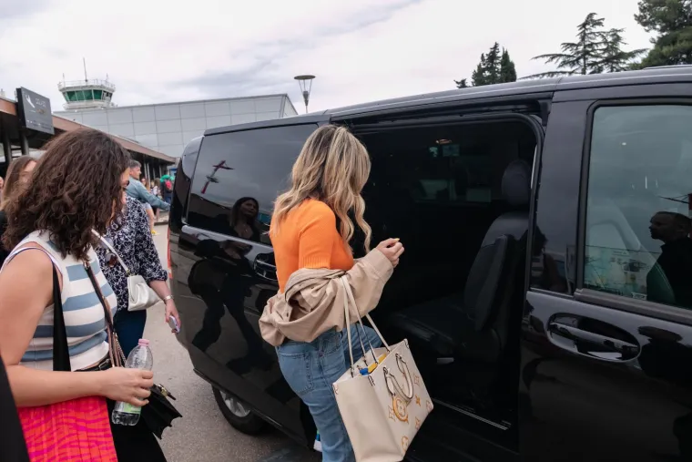 Diletta Leotta stigla u Zadar i očarala odmah po dolasku, pogledajte kako dobro izgleda: Svi su gledali u nju, kao da nije s ovog svijeta