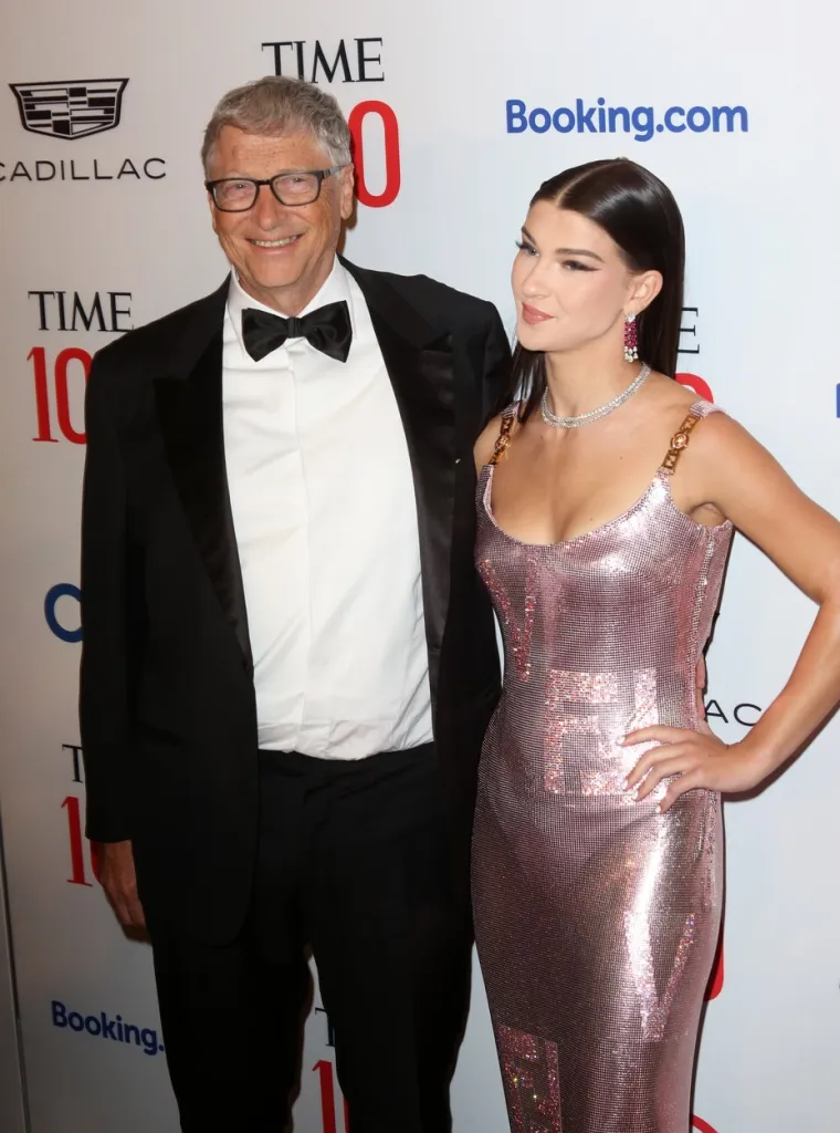 Phoebe Gates pojavila se na crvenom tepihu i iznenadila sve, izrasla je u prelijepu mladu ženu