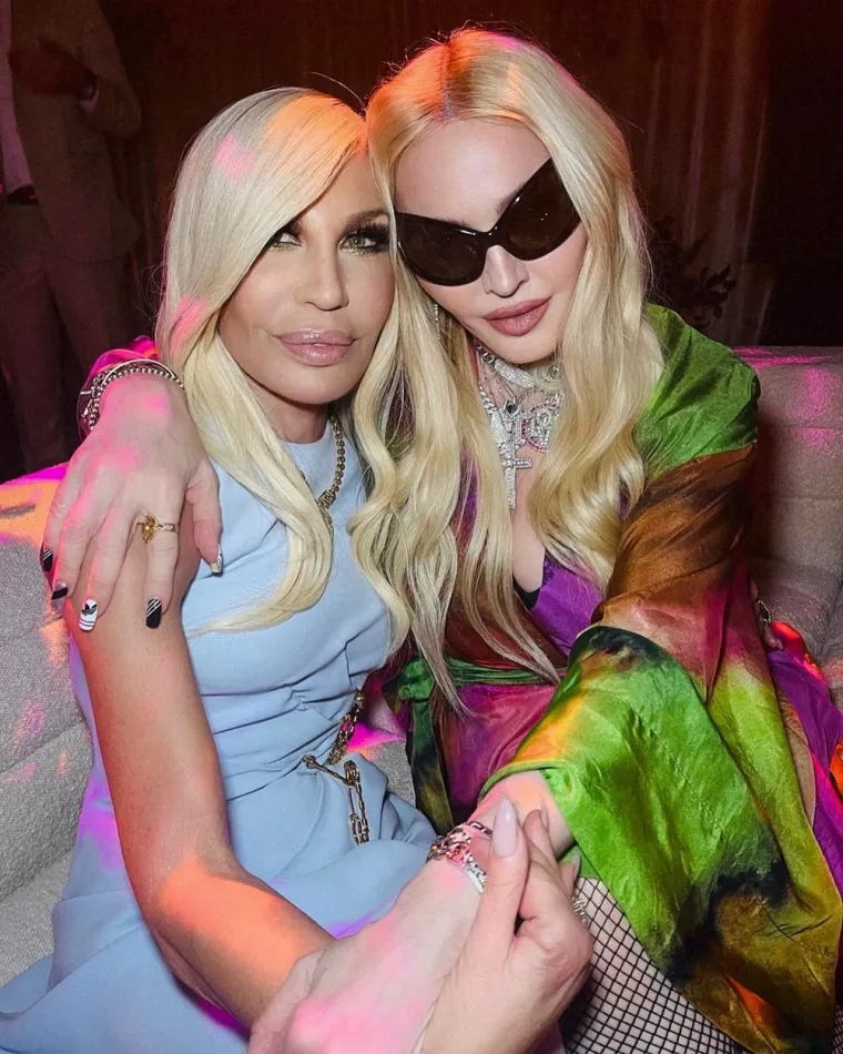 Britney Spears i Madonna ponovile slavni poljubac: 'Sinoć je bilo zabavno i znojno'