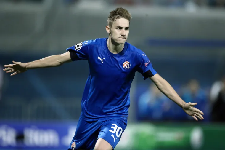 Ovaj središnji vezni otišao je iz Dinama 2017. godine, a Napoli je njegove usluge platio 13.5 milijuna eura.