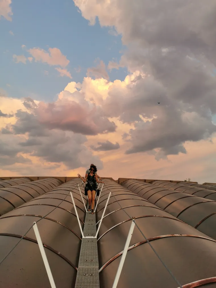 Otkrili smo kako izgleda &scaron;etnja po krovu Poljuda i koliko je stra&scaron;an skok iz novinarske lože