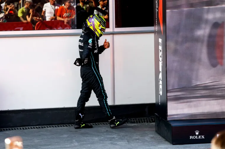 Lewis Hamilton jedva iza&scaron;ao iz bolida: 'Pitanje je vremena kad ćemo vidjeti veliku nesreću, ovo je recept za katastrofu'