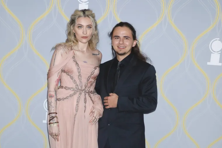 Djeca Michela Jacksona osvojila crveni tepih: Paris rastura na modnim pistama, ali Prince je zbog oca umalo tragično skončao