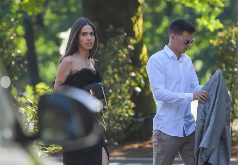 Bivša Luke Jovića imala je istu vjenčanicu kao Dina Dragija, novopečena supruga Tina Jedvaja: Na njihovu vjenčanju pojavile su se i Mamićeve kćeri