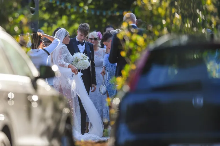 Biv&scaron;a Luke Jovića imala je istu vjenčanicu kao Dina Dragija, novopečena supruga Tina Jedvaja: Na njihovu vjenčanju pojavile su se i Mamićeve kćeri
