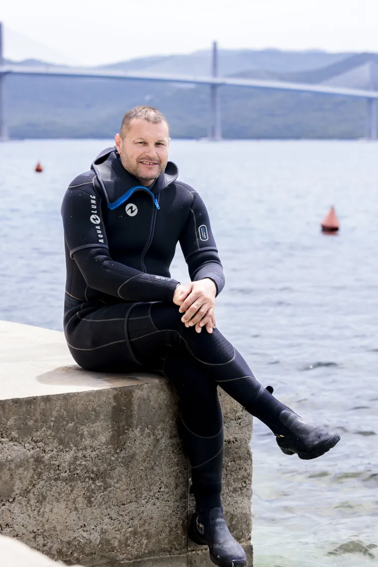 Nik&scaron;a Kaleb sudjeluje u izgradnji Pelje&scaron;kog mosta