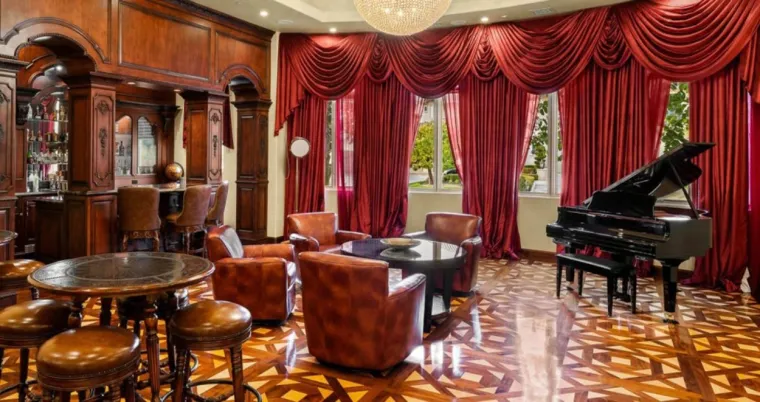 Britney Spears kupila rasko&scaron;nu vilu vrijednu gotovo 12 milijuna dolara: Valjda se neće izgubiti u njoj