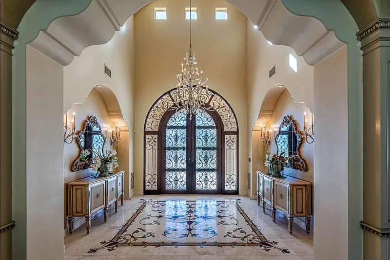 Pjevačica Britney Spears udala se za Sama Asgharija s kojim je izlatila od 2016. nakon &scaron;to su se upoznali na snimanju njezinog spota. 