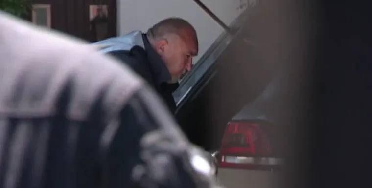 Pogledajte kako je izgledao pretres kuće i automobila uhićenog Dumbovića: 'Pao' biv&scaron;i gradonačelnik Petrinje