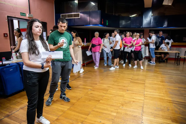 Svjetski dan darivatelja krvi studenti su prigodno obilježili darivanje u u Studentskom domu Stjepan Radić