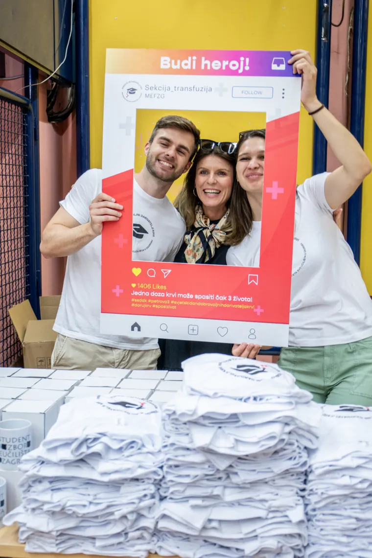 Svjetski dan darivatelja krvi studenti su prigodno obilježili darivanje u u Studentskom domu Stjepan Radić