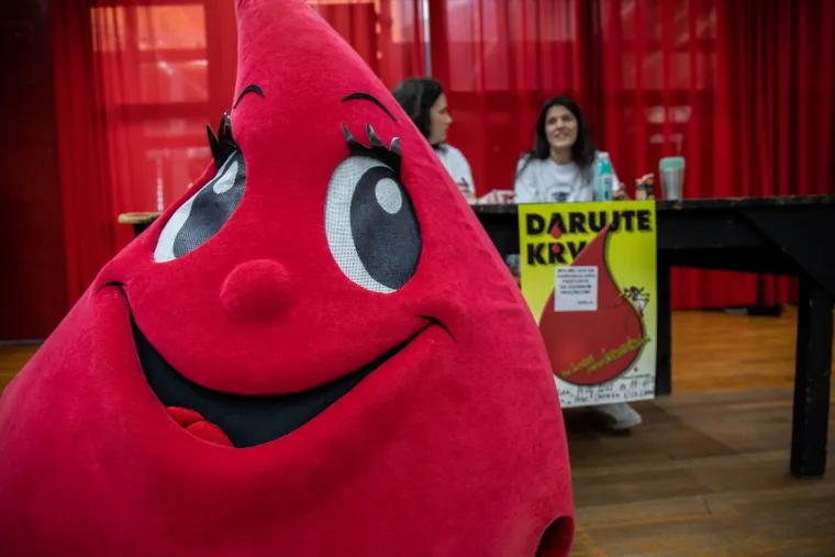 Svjetski dan darivatelja krvi studenti su prigodno obilježili darivanje u u Studentskom domu Stjepan Radić